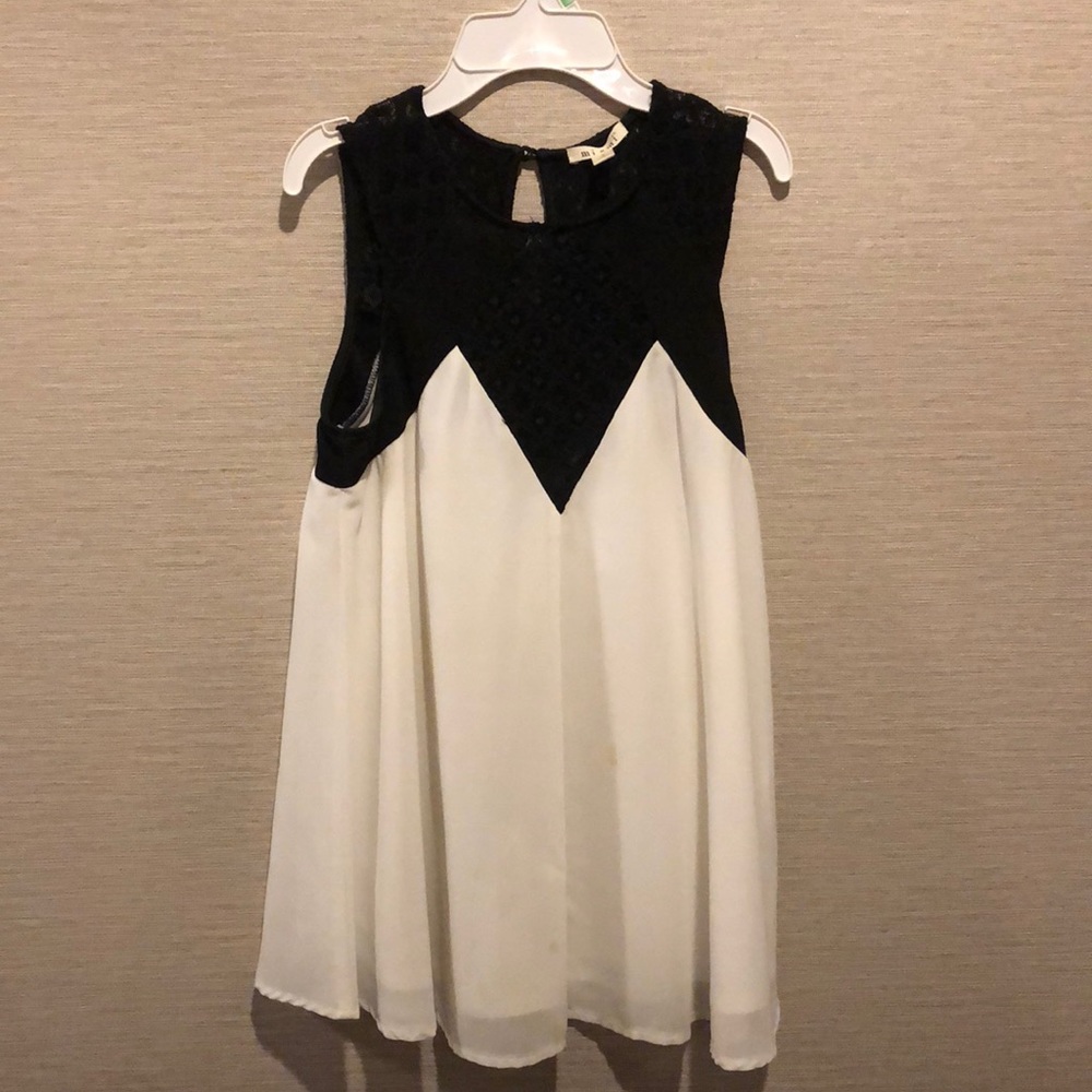 Black and white Francesca’s blouse
